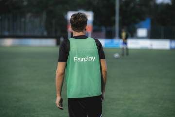 英媒：印度为何进不了世界杯？印度球迷：为啥不说中国？不敢惹他们？｜开云官网（配图示意）
